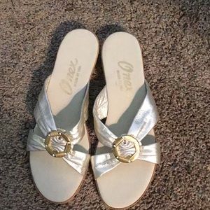 Onex Women’s Shoes Sandals Size 6